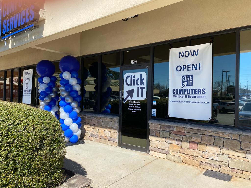 Click IT franchise owners at their store